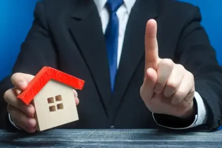 Real Estate Lawyer Red Flags Every Home Buyer Should Know