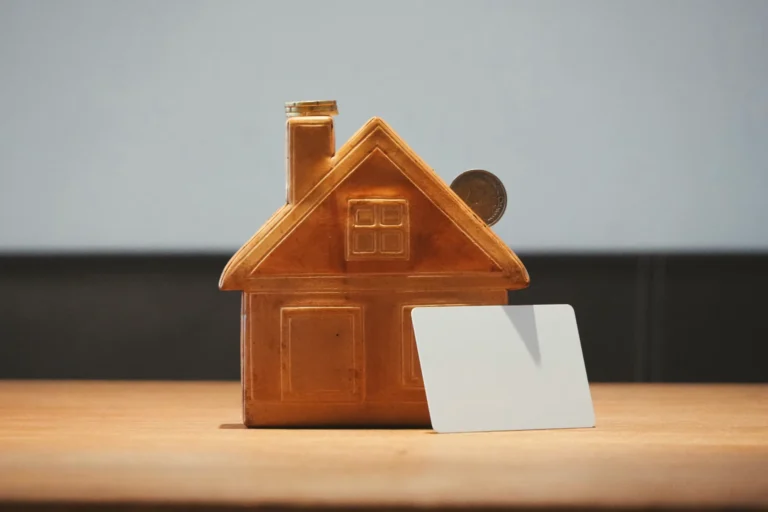 Condition Precedent vs Subsequent: What's the Difference?