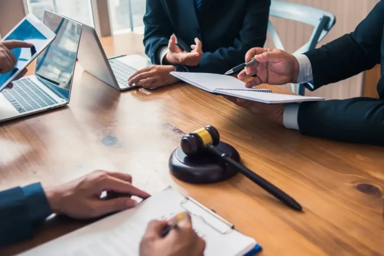Why Independent Legal Advice Matters for Private Borrowers